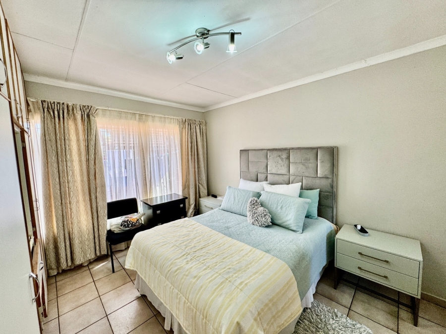 3 Bedroom Property for Sale in Potchefstroom North West